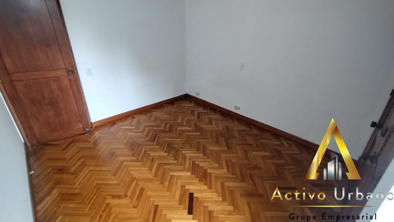 foto_104782_901271444_6689998341_ss