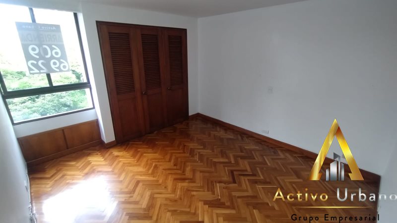 foto_104782_901271444_6707244957_ss