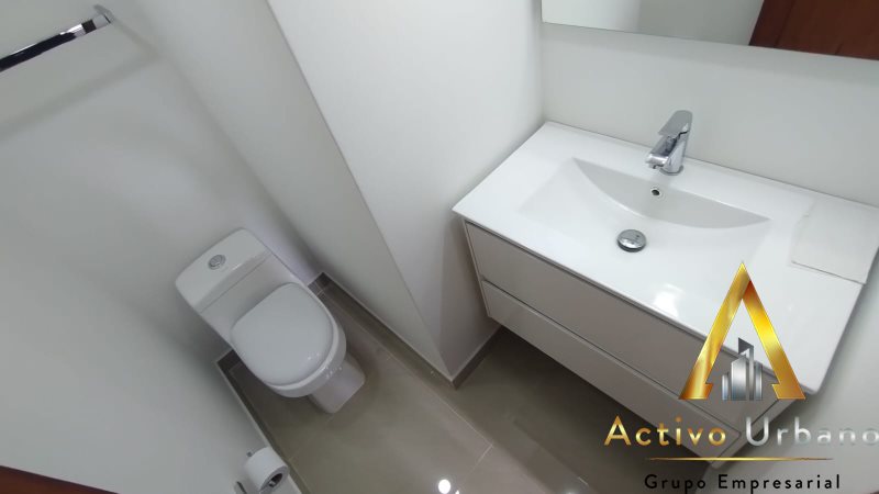 foto_104782_901271444_6728206665_ss