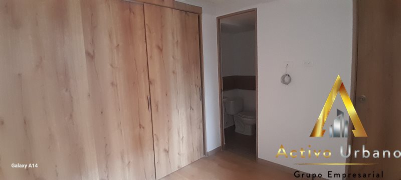 foto_104782_901271444_6816051305_ss