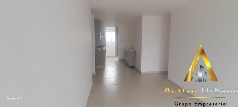 foto_104782_901271444_6830763922_ss