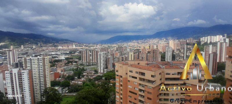 foto_104782_901271444_6872650121_ss