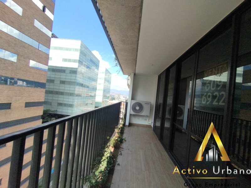 foto_104782_901271444_6875783356_ss