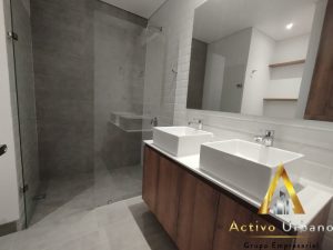 foto_104782_901271444_6921625245_ss