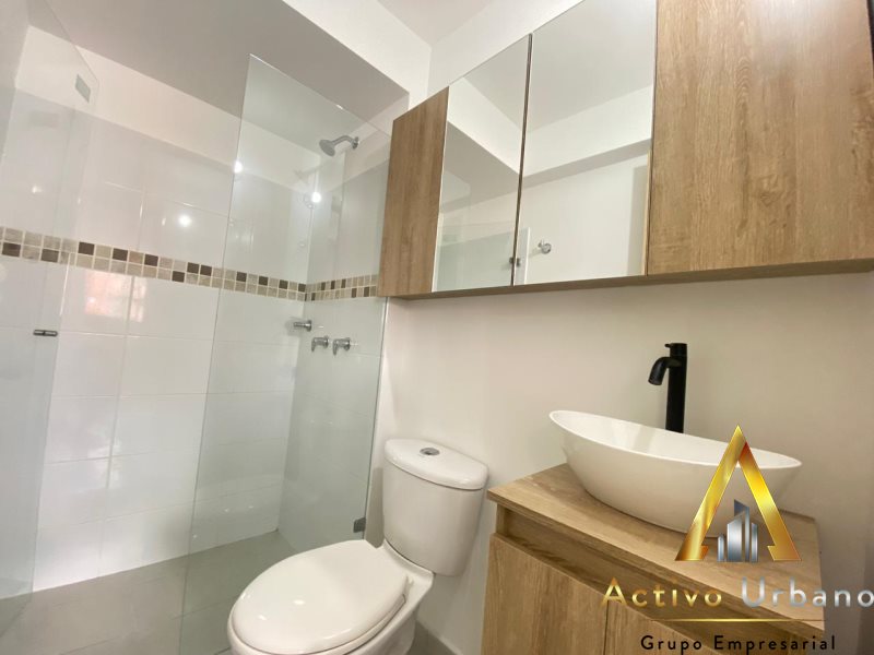 foto_104782_901271444_7036263326_ss