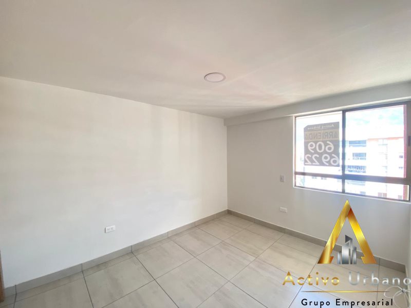 foto_104782_901271444_7083120537_ss