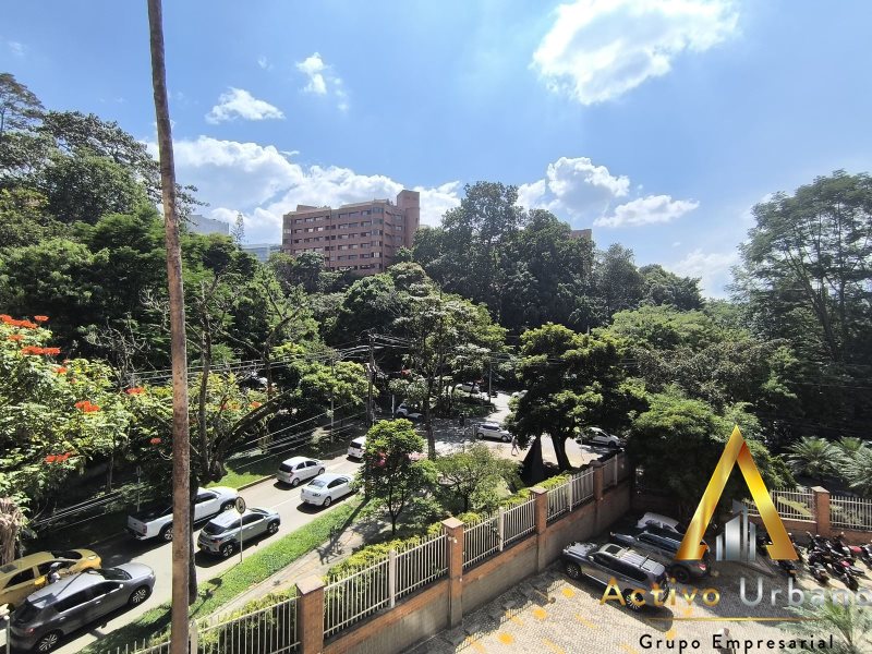 foto_104782_901271444_7149002734_ss