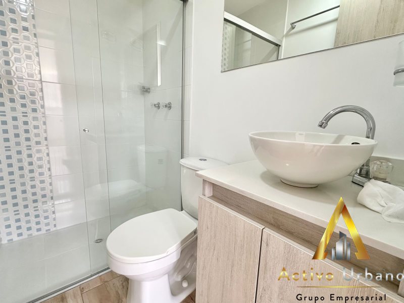 foto_104782_901271444_7199583702_ss