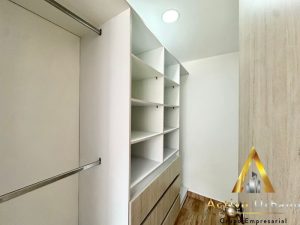 foto_104782_901271444_7199594460_ss