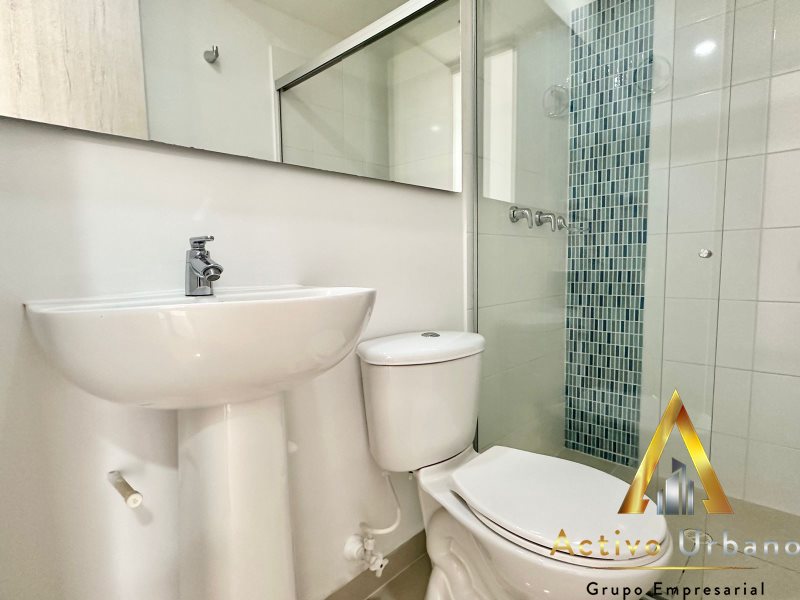 foto_104782_901271444_7206853863_ss