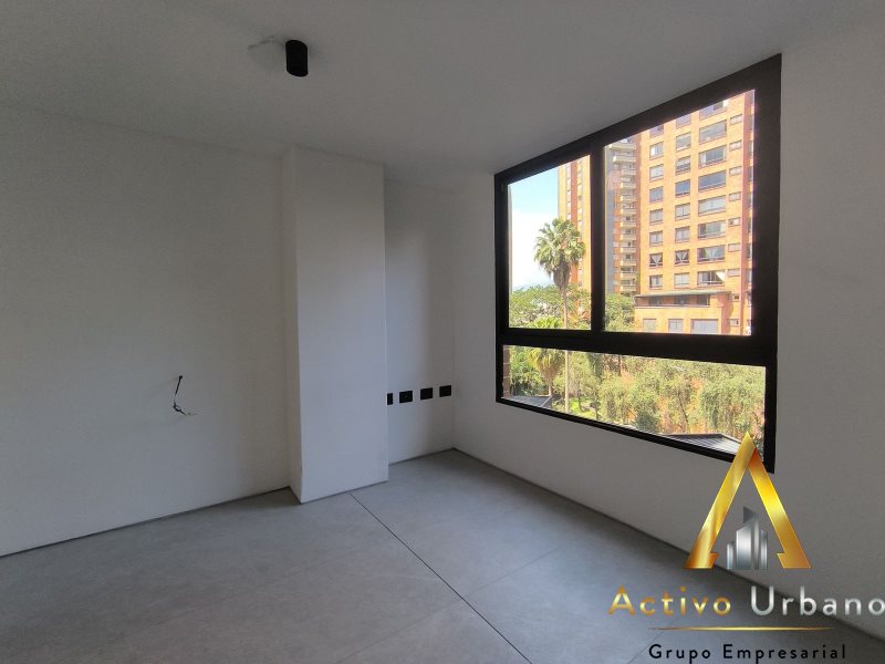 foto_104782_901271444_7208316891_ss