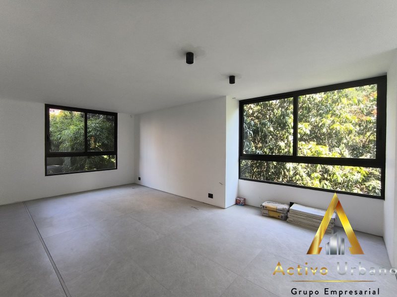 foto_104782_901271444_7209839121_ss