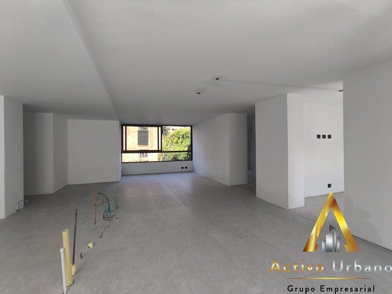 foto_104782_901271444_7245081599_ss