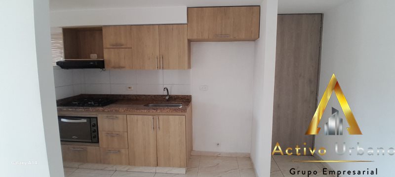 foto_104782_901271444_7686330119_ss