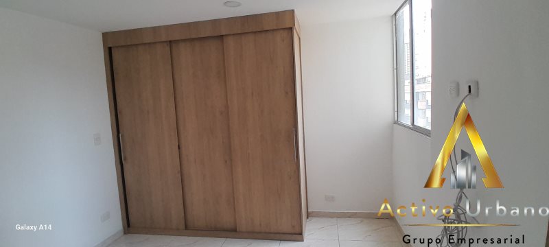 foto_104782_901271444_7723473215_ss