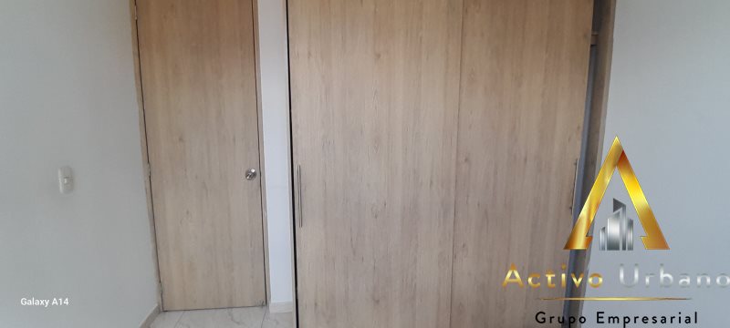 foto_104782_901271444_7731693757_ss