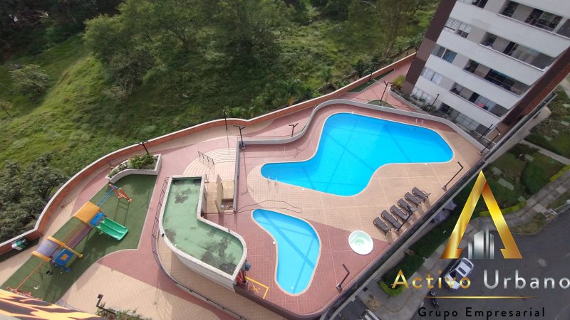 foto_104782_901271444_7801332046_ss