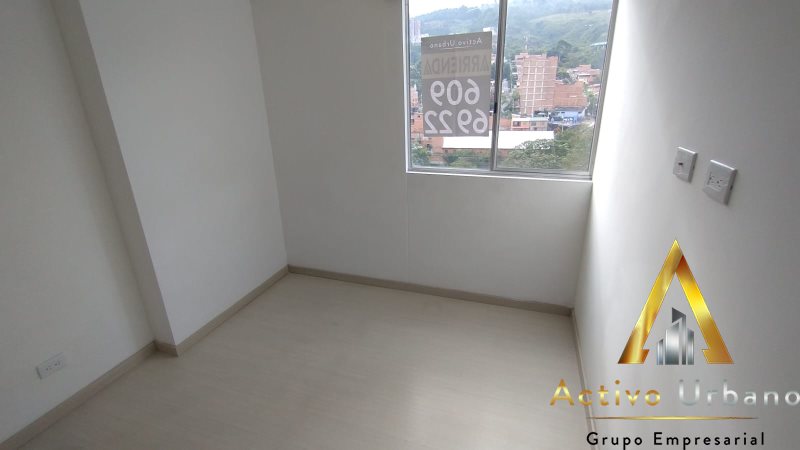 foto_104782_901271444_7814992898_ss