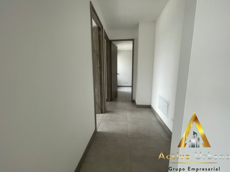 foto_104782_901271444_7936591328_ss