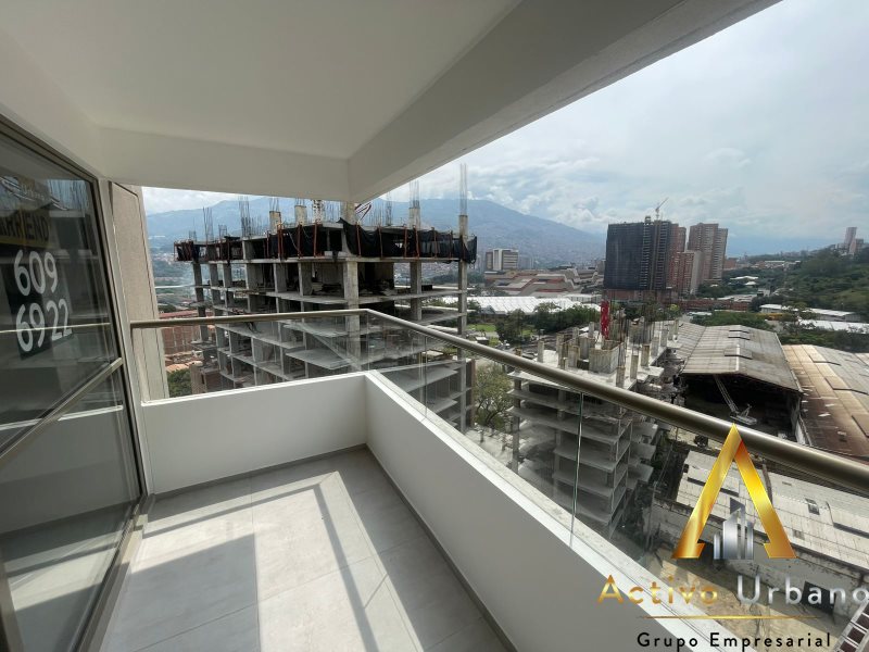 foto_104782_901271444_7937791054_ss