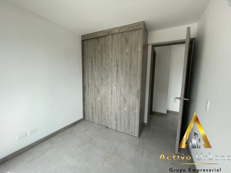 foto_104782_901271444_7999396328_ss