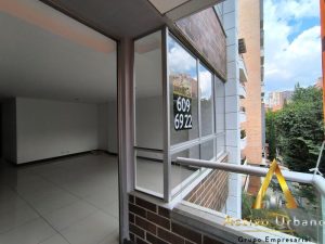 foto_104782_901271444_8009156898_ss