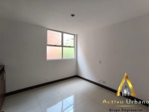 foto_104782_901271444_8030980730_ss