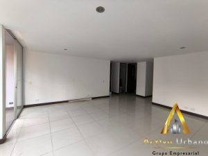 foto_104782_901271444_8039211776_ss