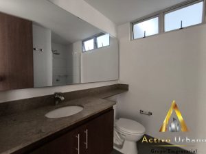 foto_104782_901271444_8052298290_ss