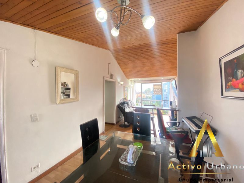 foto_104782_901271444_8165220791_ss