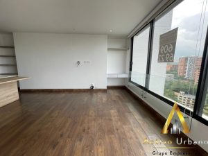 foto_104782_901271444_8354628111_ss