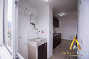 foto_104782_901271444_8571195777_ss