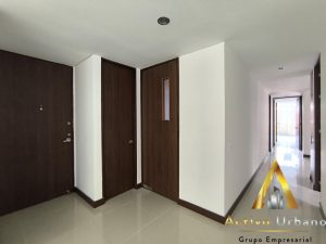 foto_104782_901271444_8664720160_ss