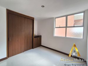 foto_104782_901271444_8668636463_ss