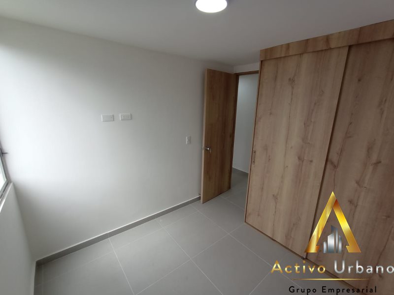 foto_104782_901271444_9224406783_ss