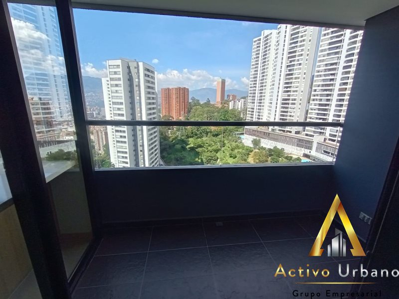 foto_104782_901271444_9335672932_ss