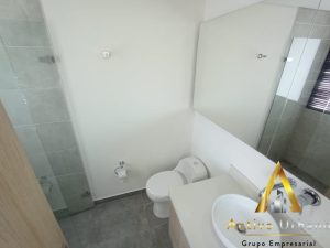 foto_104782_901271444_9380097877_ss