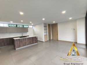 foto_104782_901271444_9494451588_ss