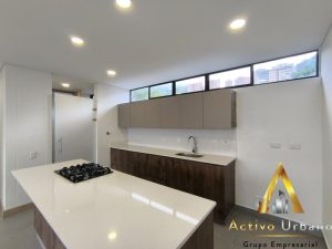 foto_104782_901271444_9532555113_ss