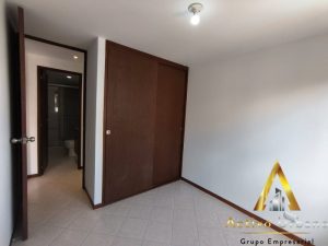 foto_104782_901271444_9877833249_ss