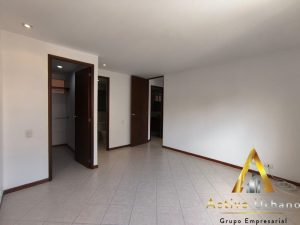 foto_104782_901271444_9888651670_ss