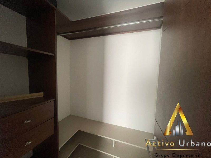 foto_104782_901271444_9902067791_ss