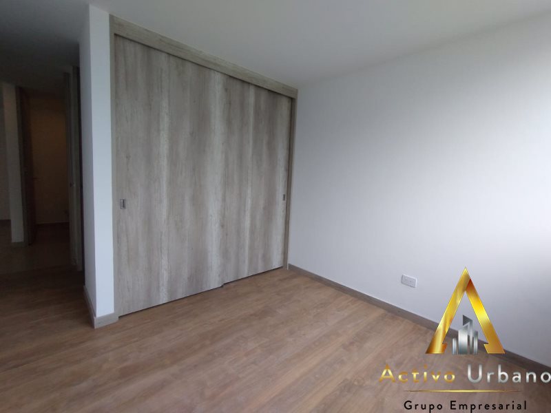 foto_104227_901271444_0089097435_ss