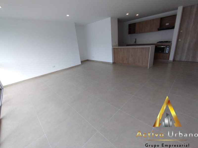 foto_104227_901271444_0140392337_ss