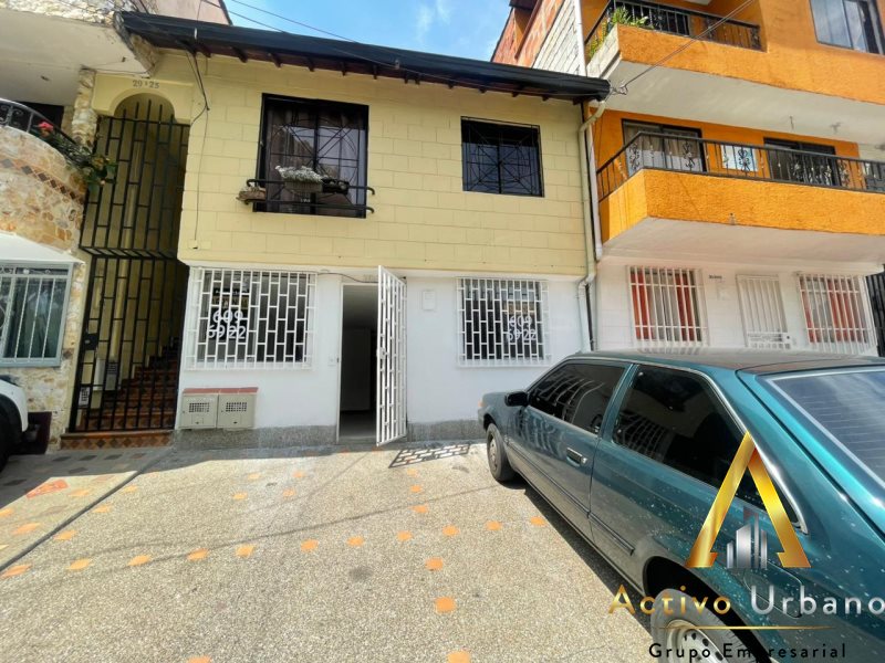 foto_104586_901271444_5085219696_ss