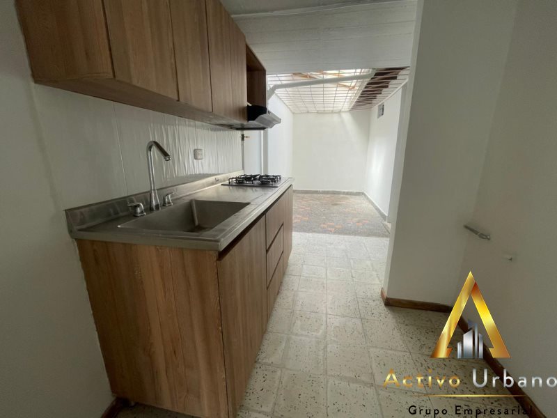 foto_104586_901271444_5105435822_ss