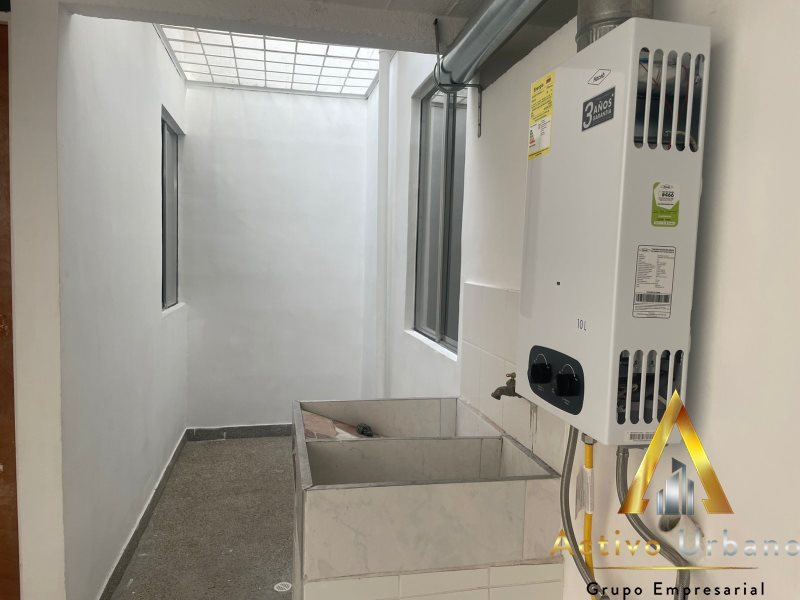 foto_104586_901271444_5129775890_ss