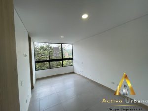 foto_104586_901271444_6689771223_ss