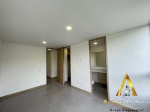 foto_104586_901271444_6713242190_ss