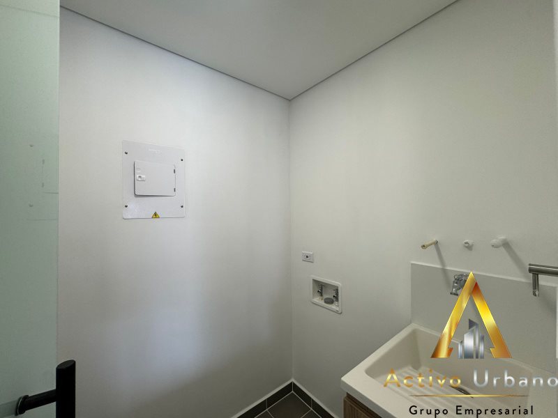 foto_104586_901271444_7423992674_ss